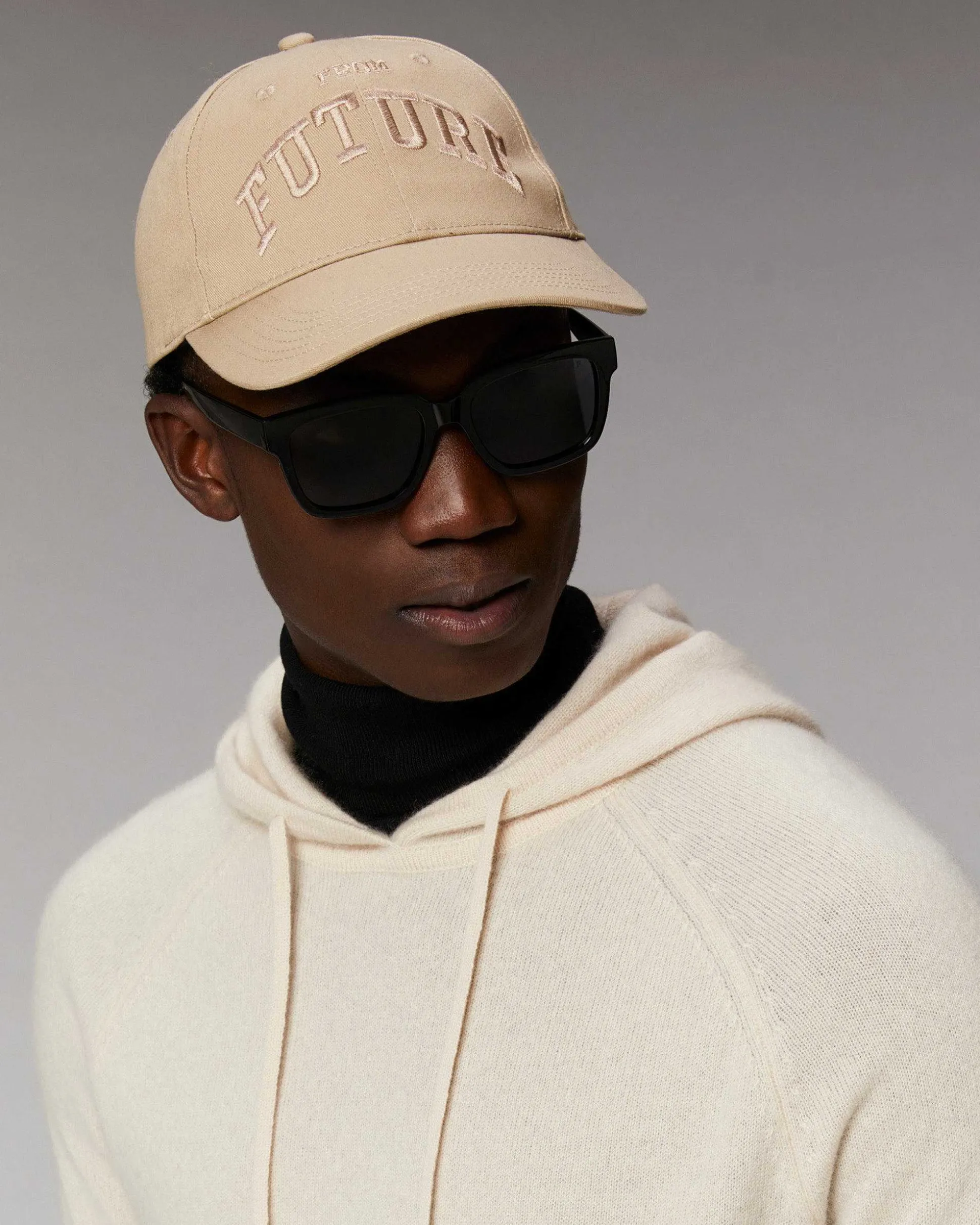 Casquette A Visiere Courbee Future