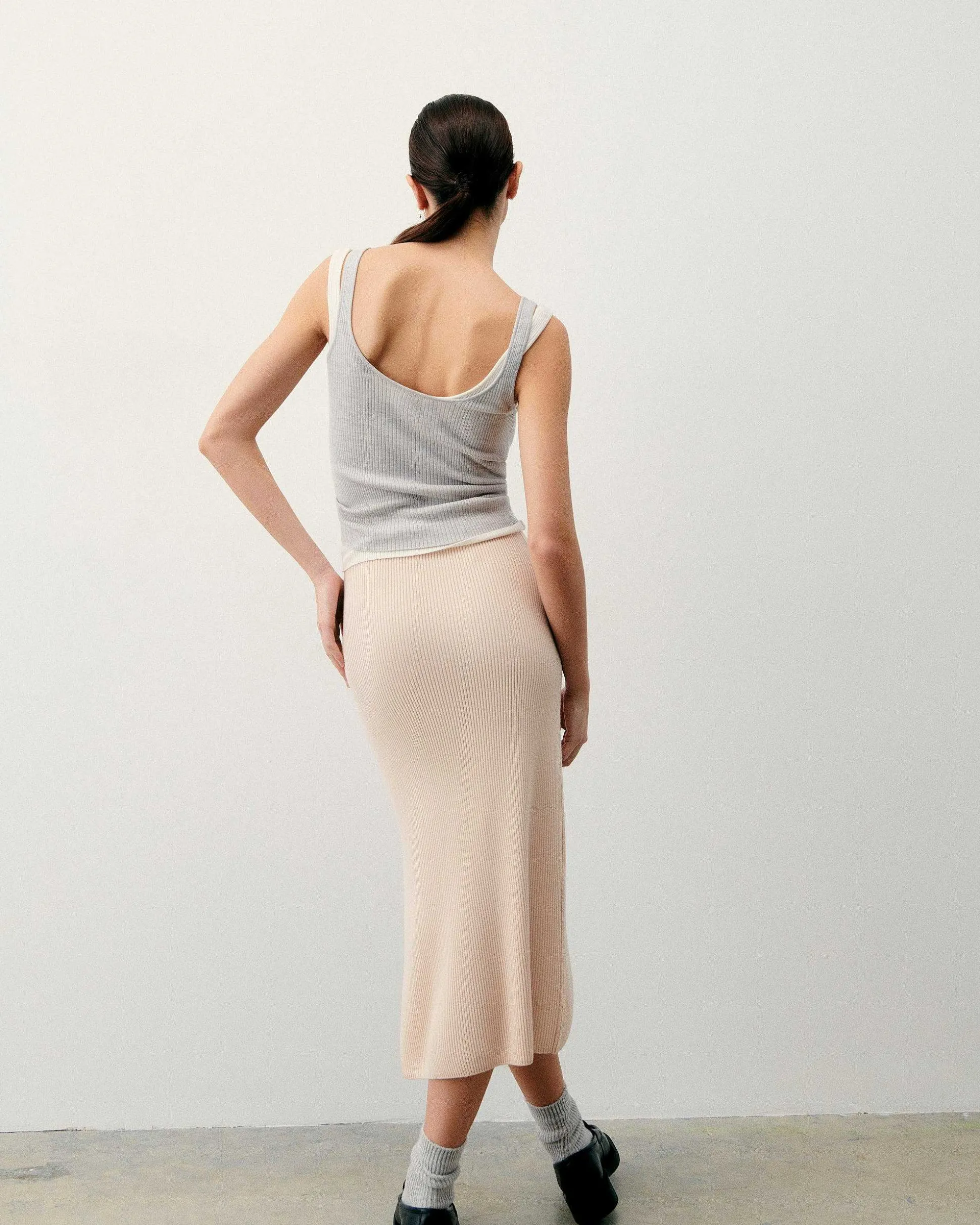 Jupe Mi Longue A Cotes Fendue