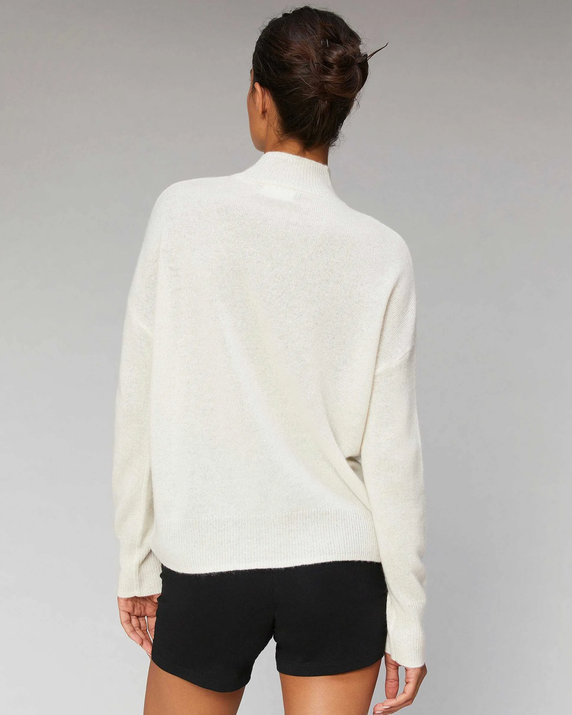 Pull Col Montant Coeur Leger