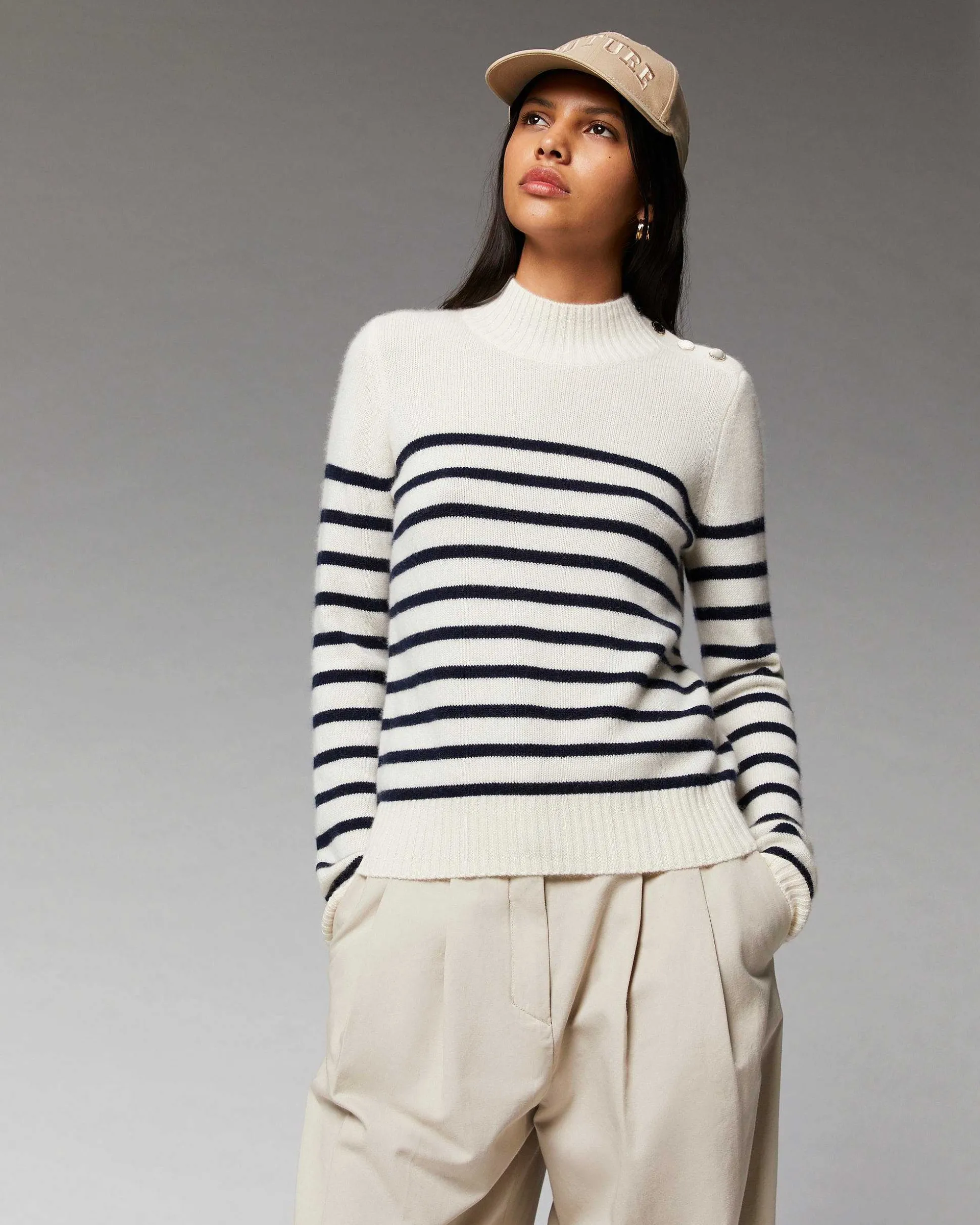 Pull Col Montant Mariniere A Boutons