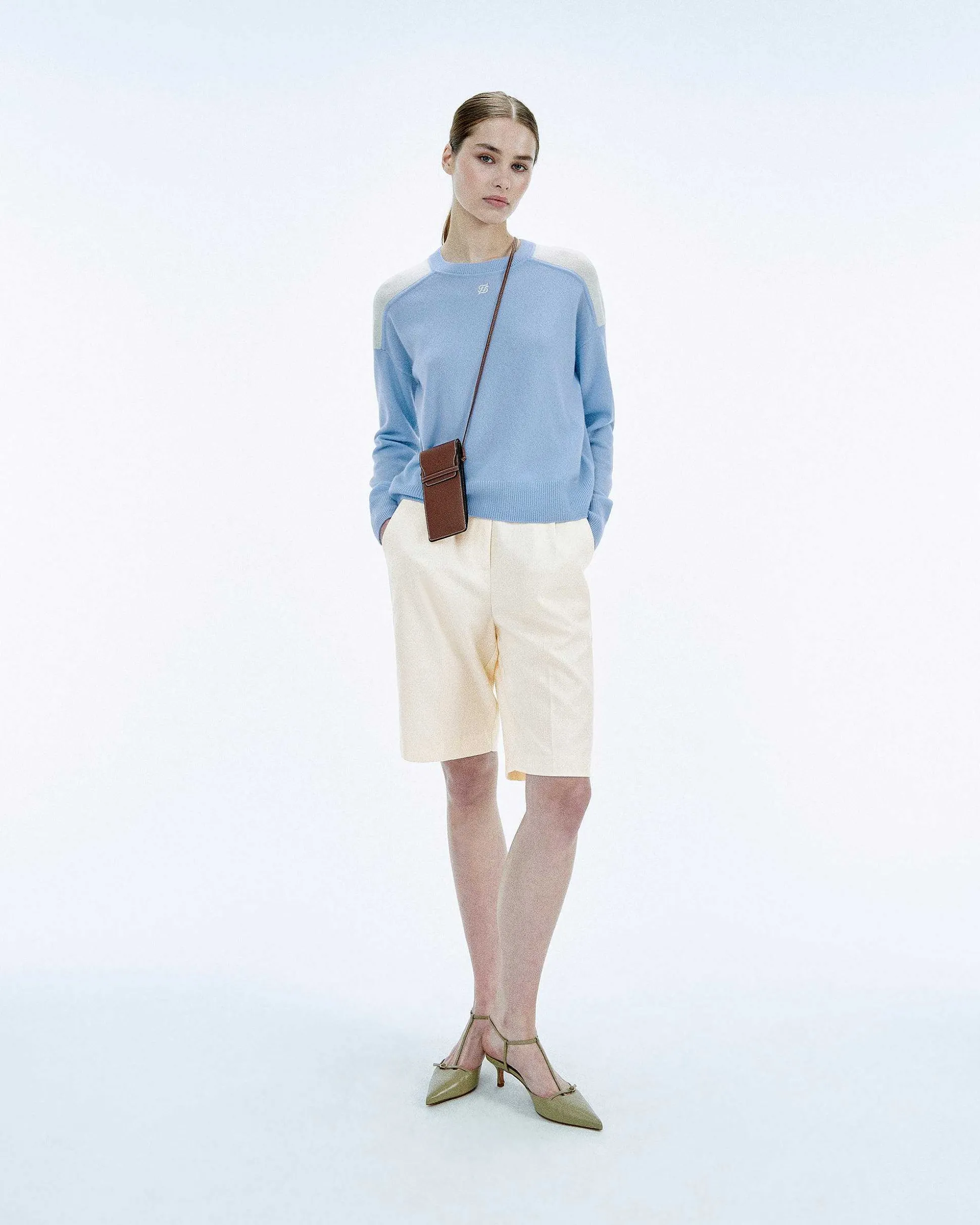 Pull Col Rond Bicolore Et Broderie