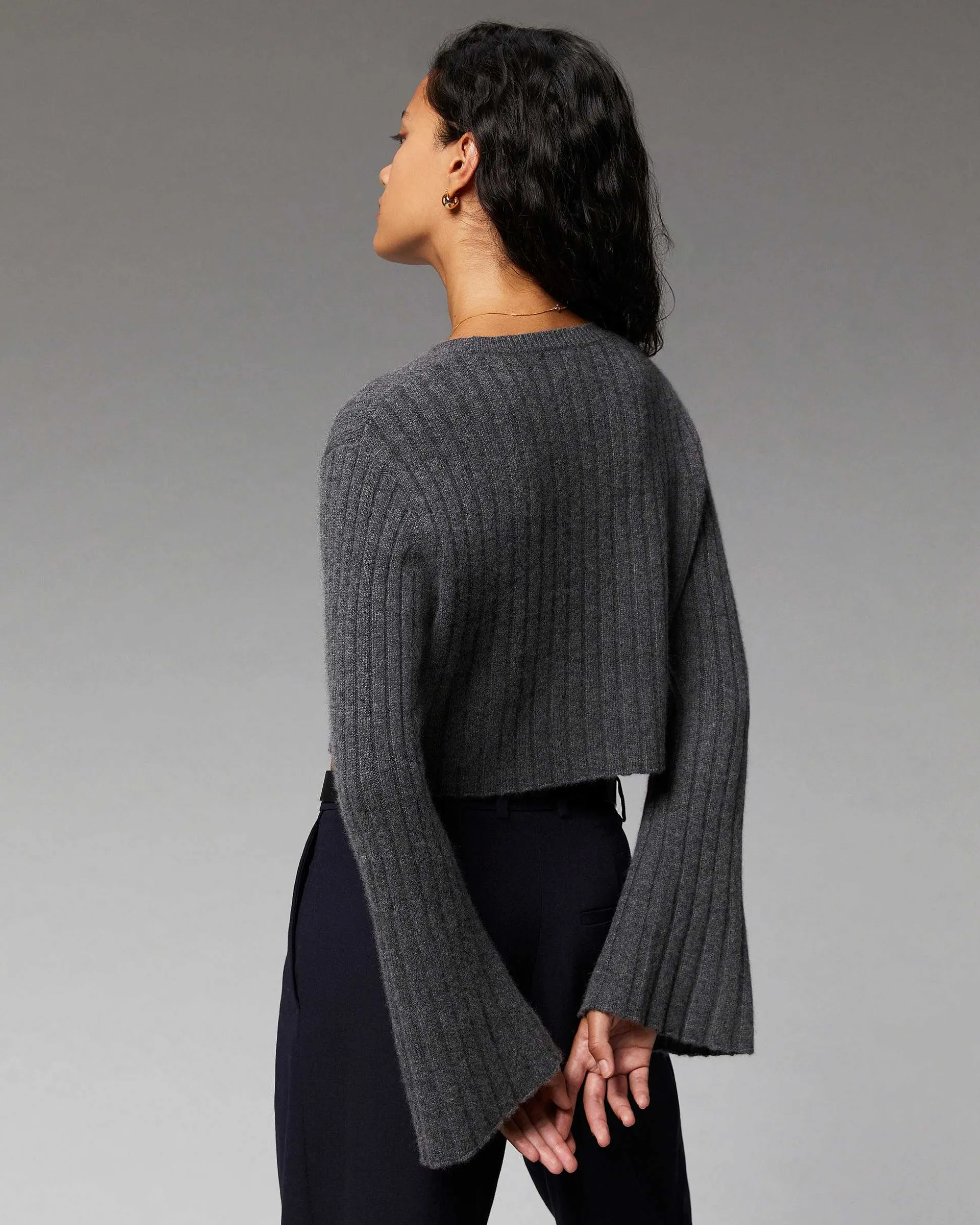 Pull Col Rond Court Manches Evasees