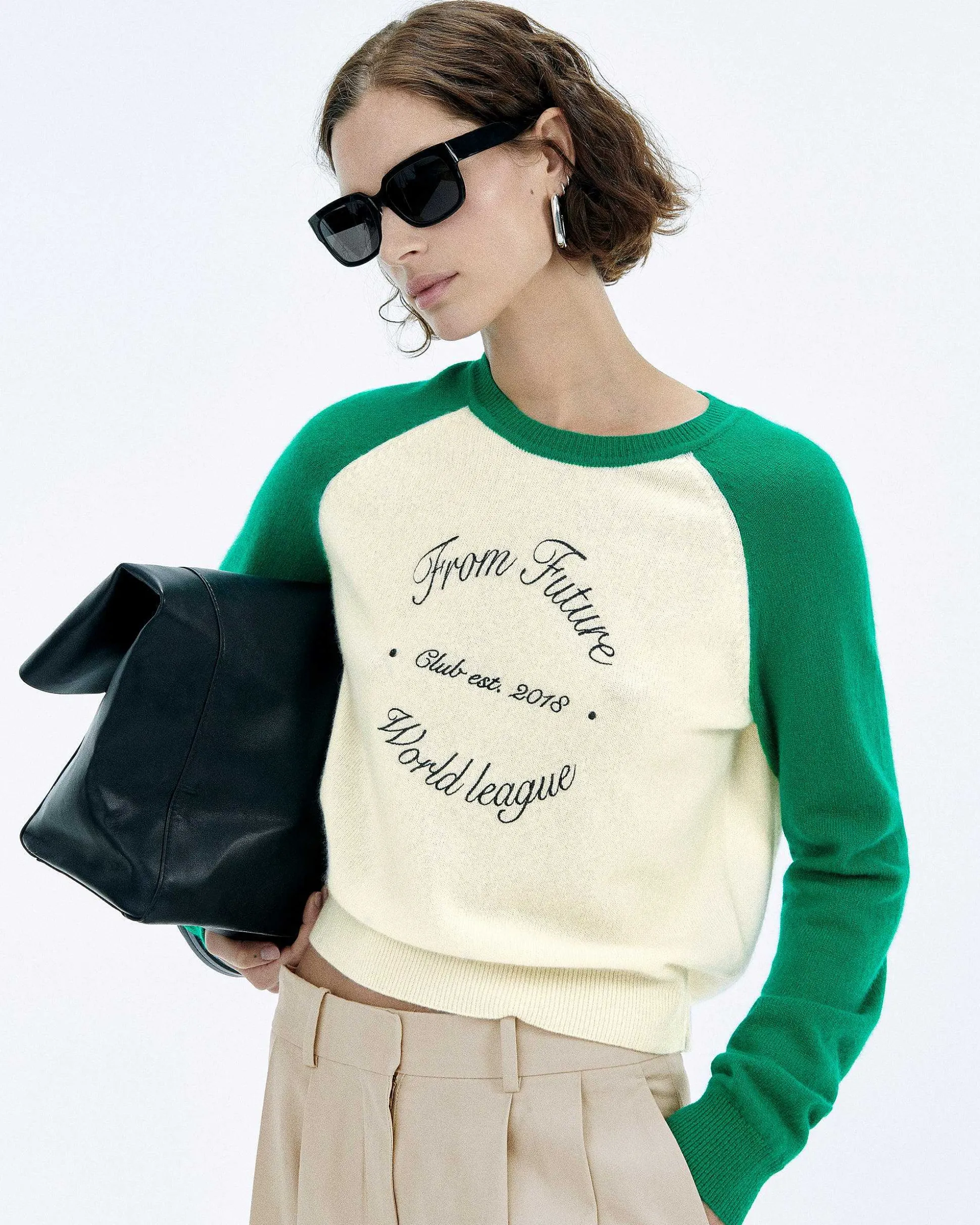 Pull Col Rond From Future Club