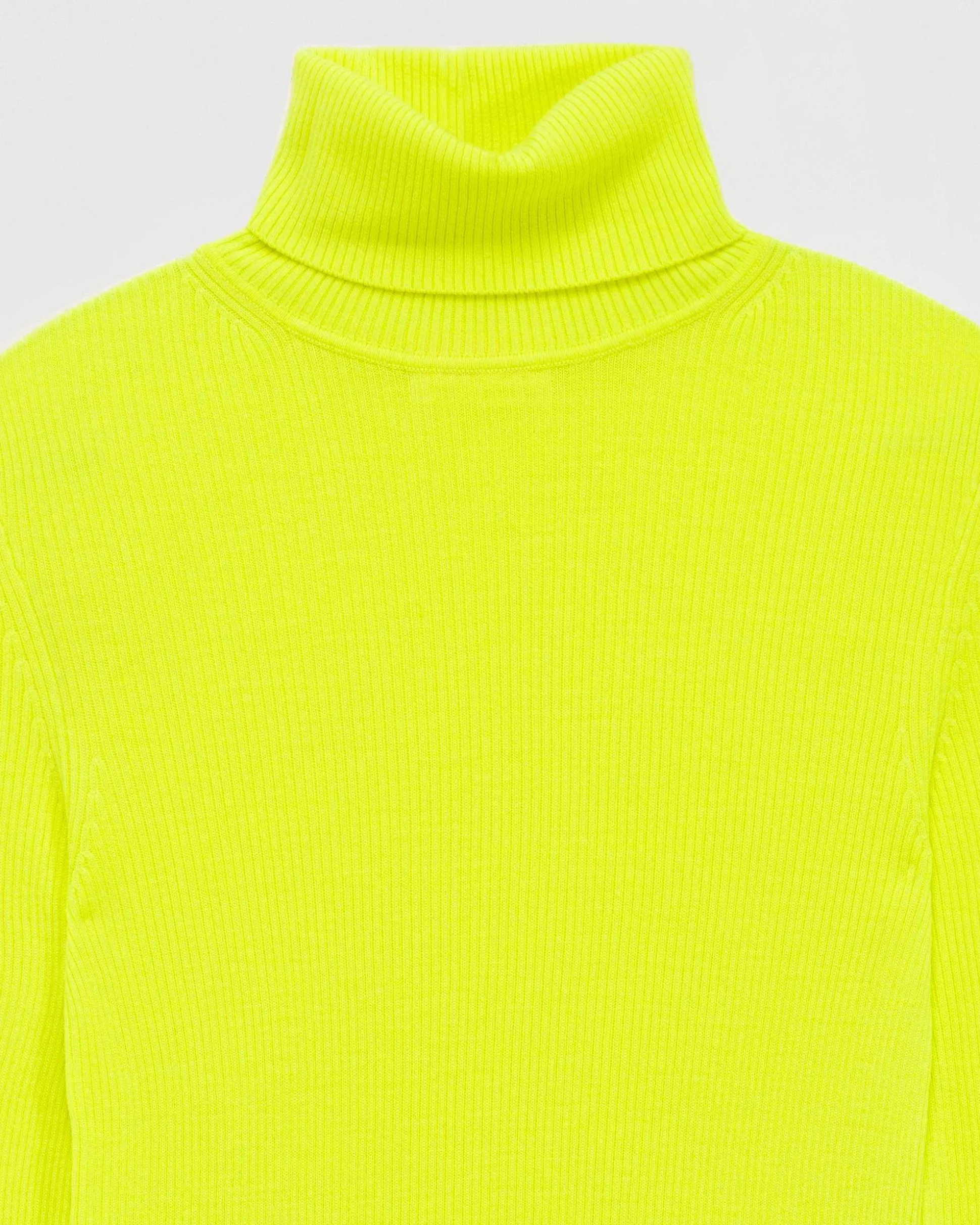 Pull Col Roule Basique