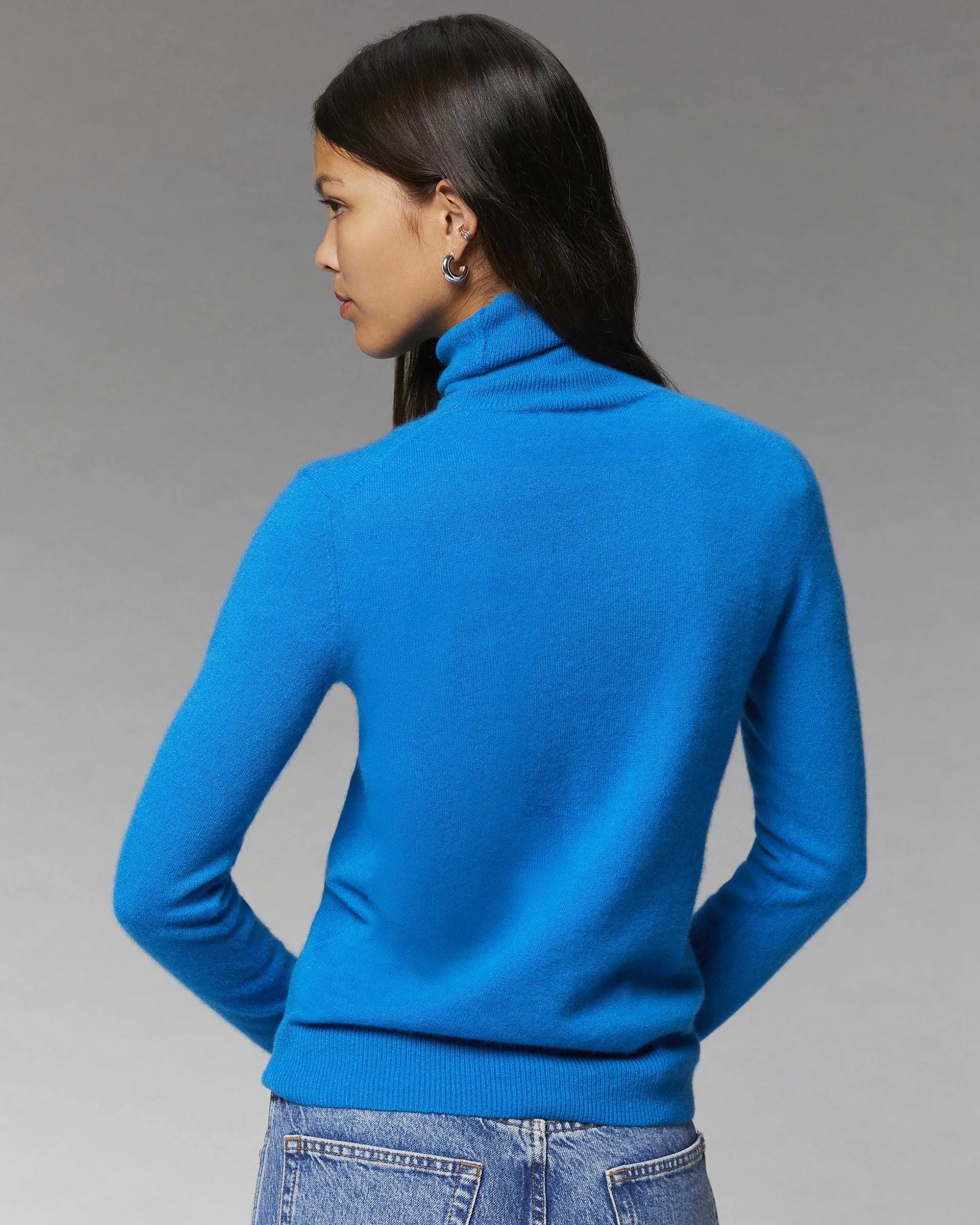 Pull Col Roule Basique