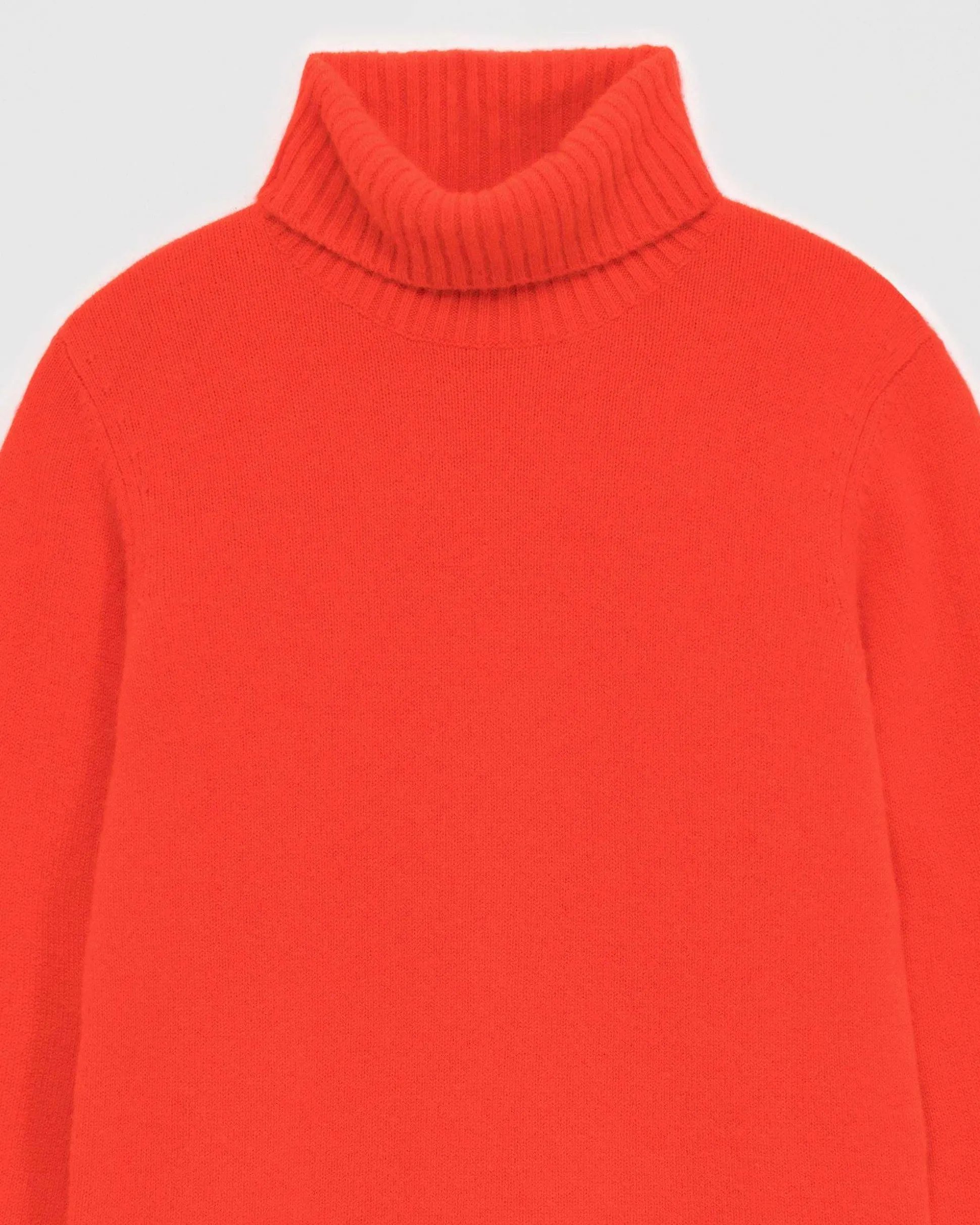 Pull Col Roule Basique