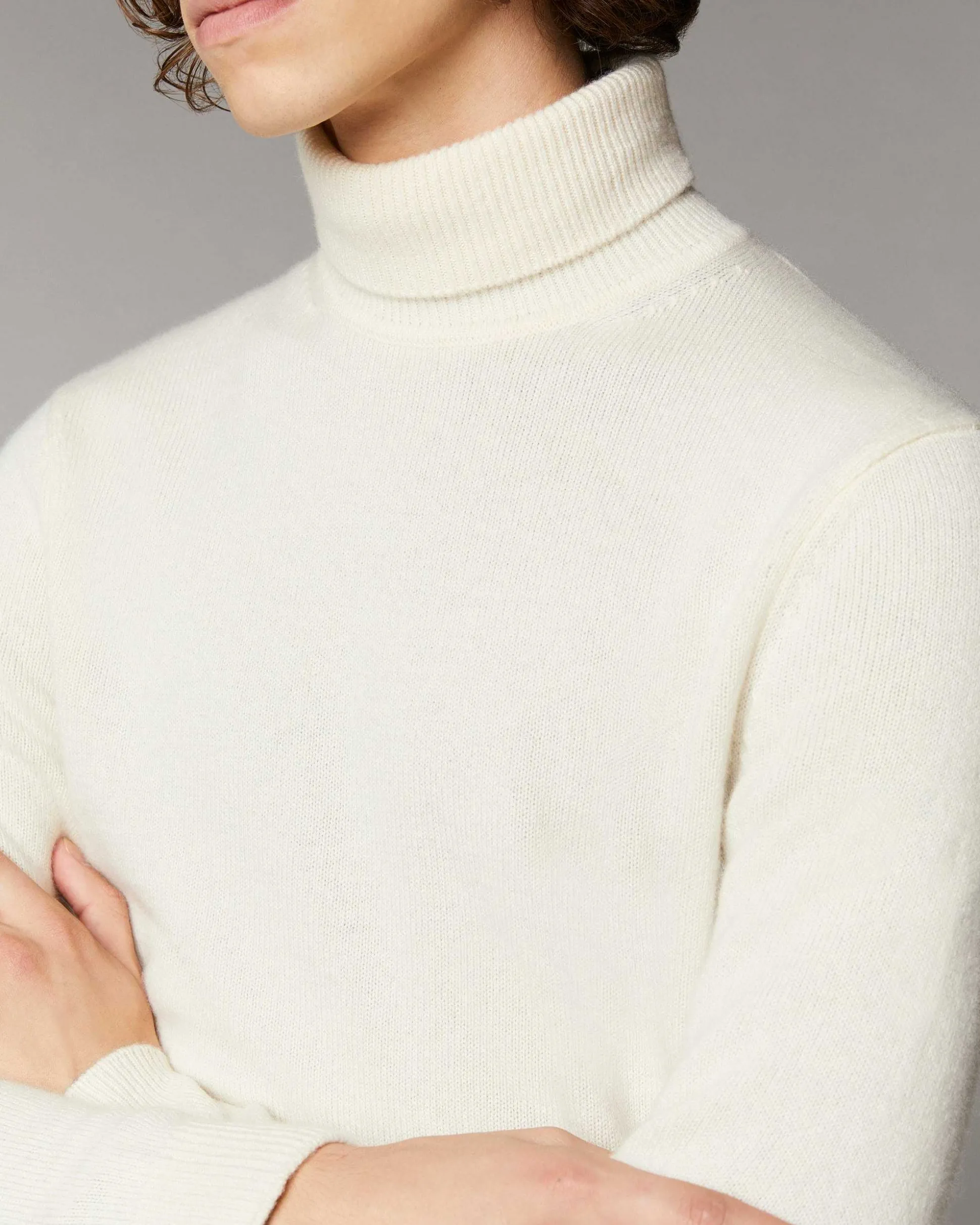 Pull Col Roule Basique Epais