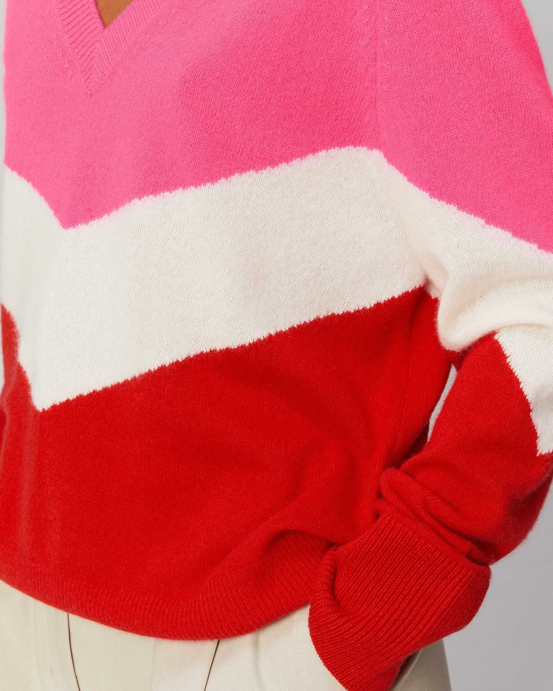 Pull Col V Bandes Tricolore Leger