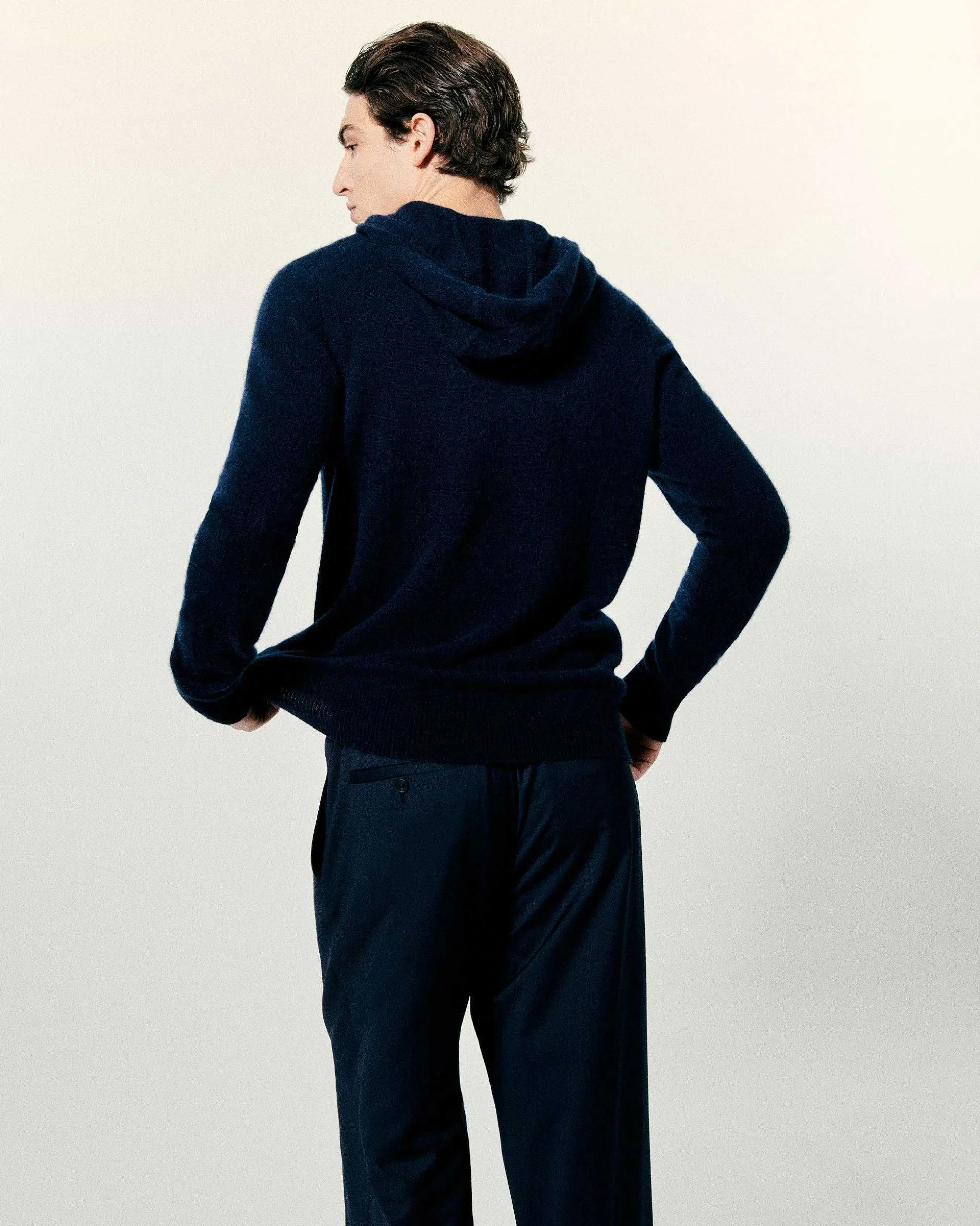 Pull Hoodie Coeur Brode