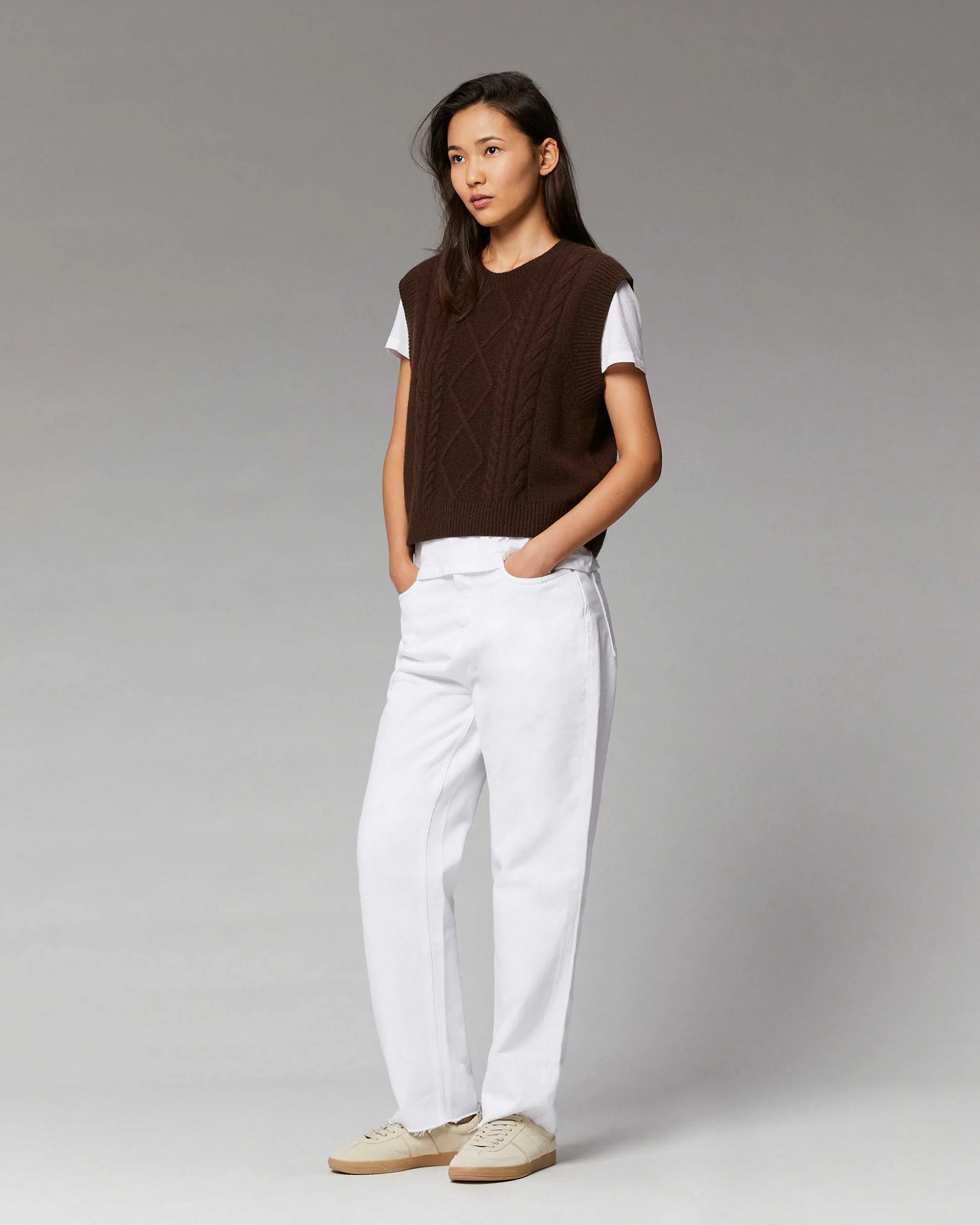 Pull Sans Manche Torsades