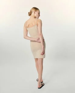 Robe Courte Bretelle