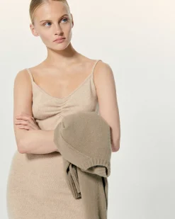 Robe Courte Bretelle