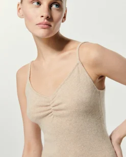 Robe Courte Bretelle