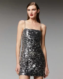 Robe Courte Bretelle A Sequins