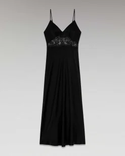 Robe Longue Bretelle Decoupee Dentelle