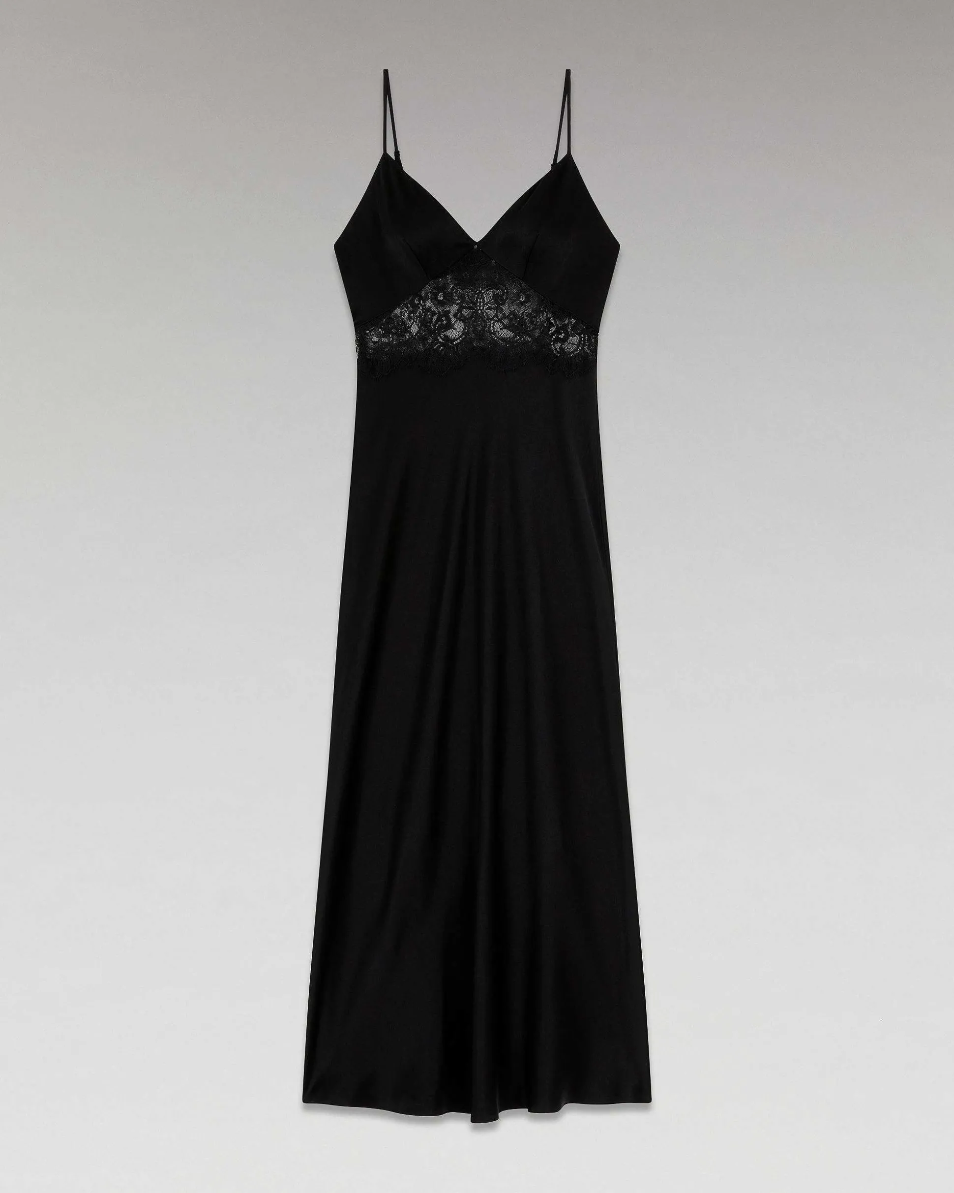 Robe Longue Bretelle Decoupee Dentelle