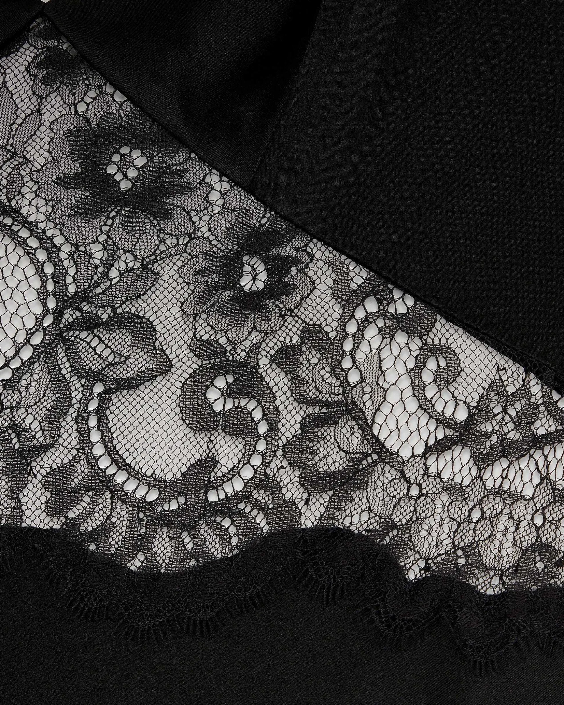 Robe Longue Bretelle Decoupee Dentelle