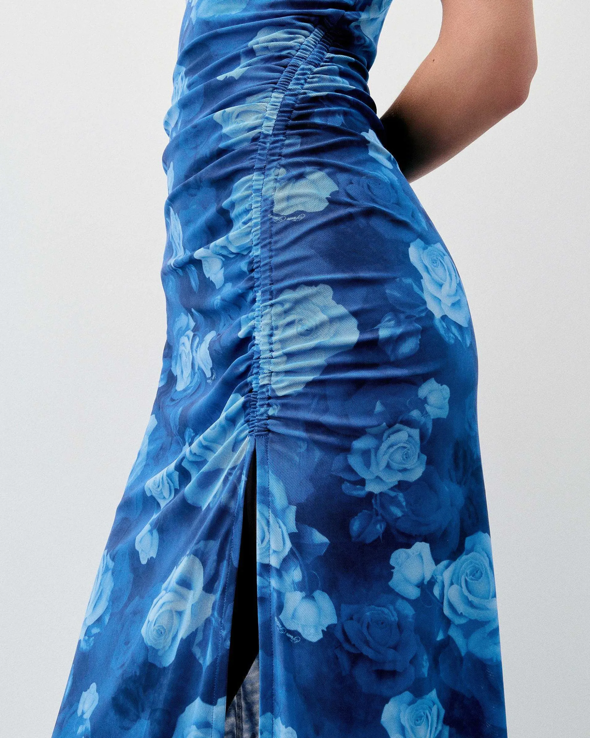 Robe Longue Bretelles Fines Mesh