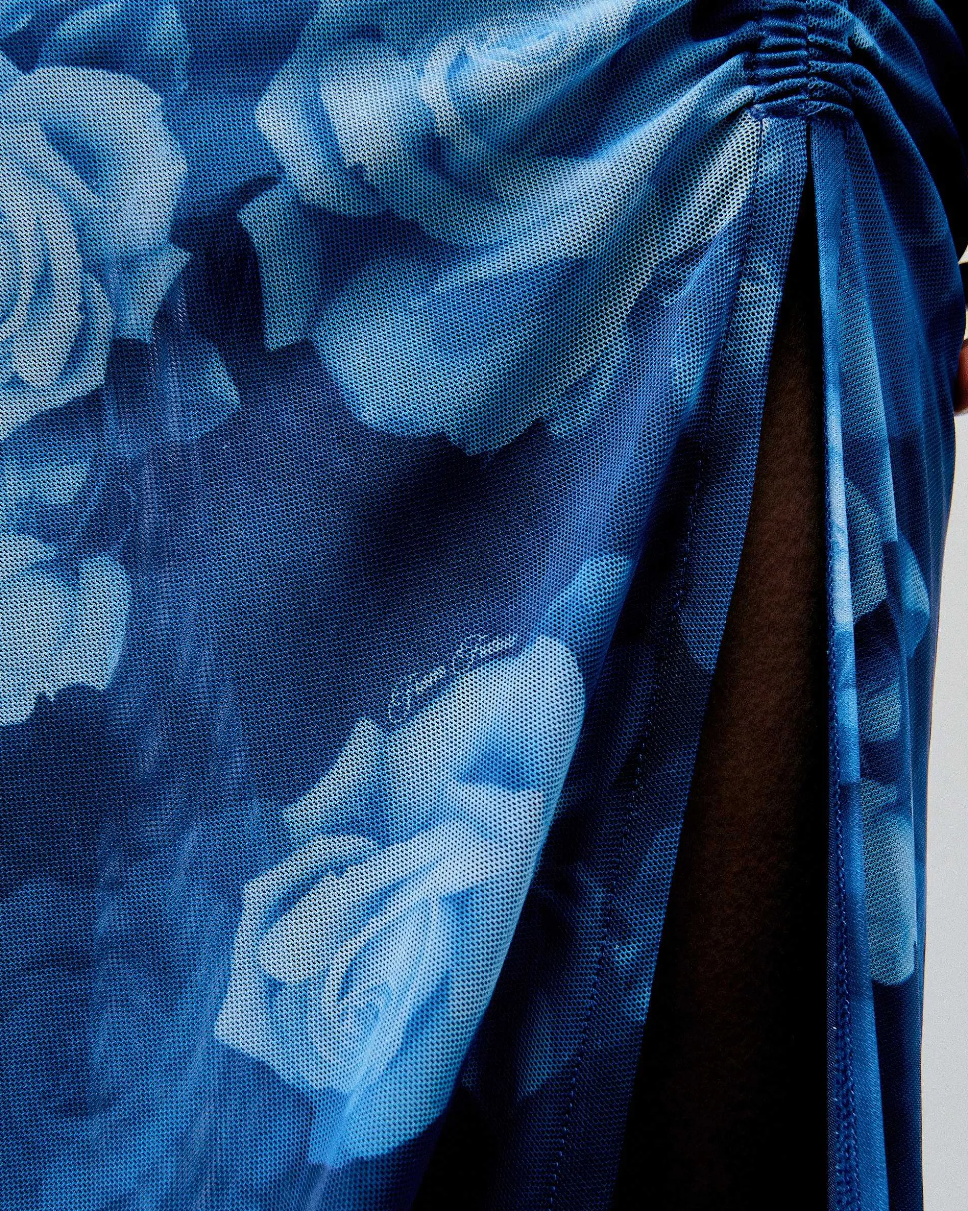 Robe Longue Bretelles Fines Mesh