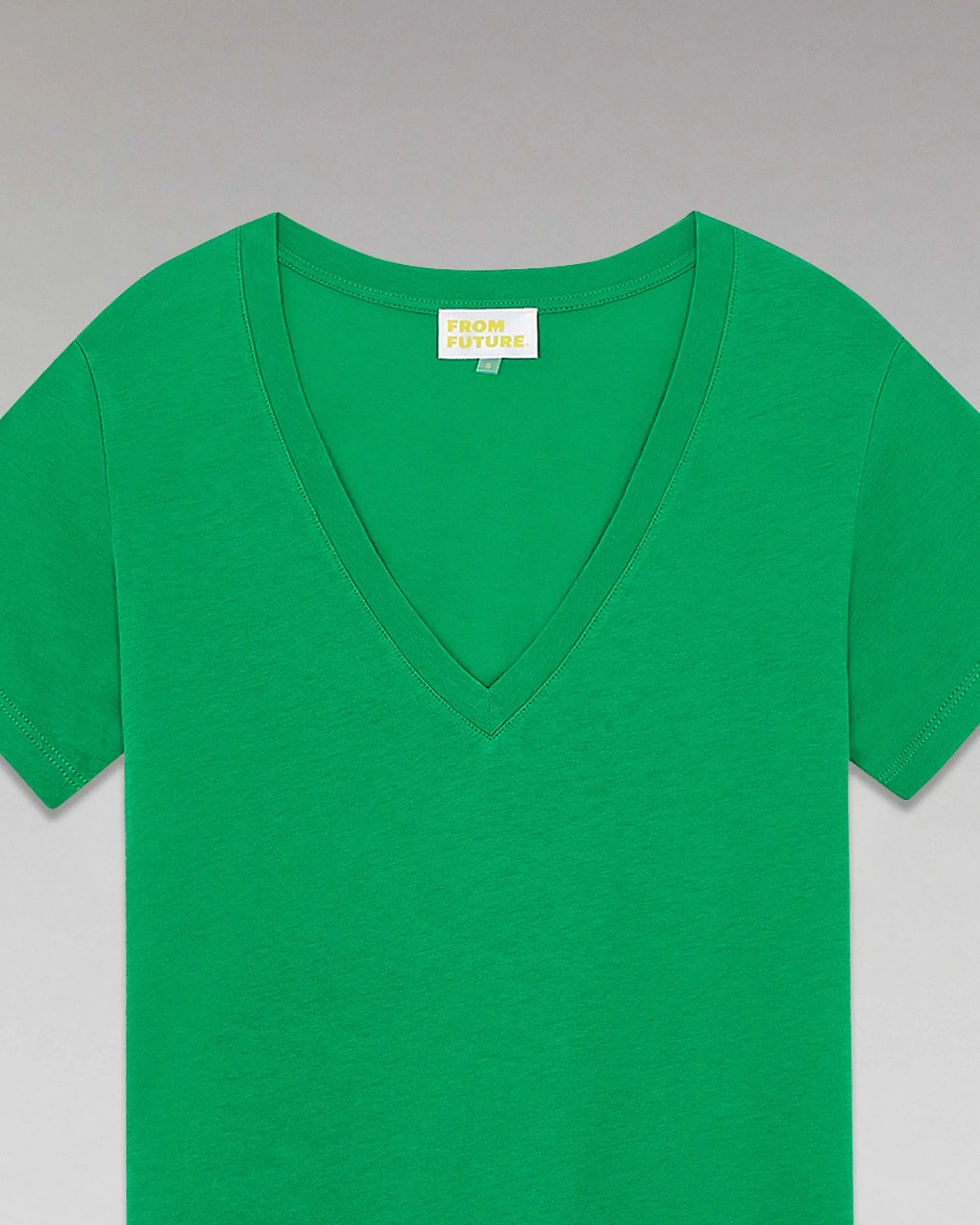 T-Shirt Col V Basique